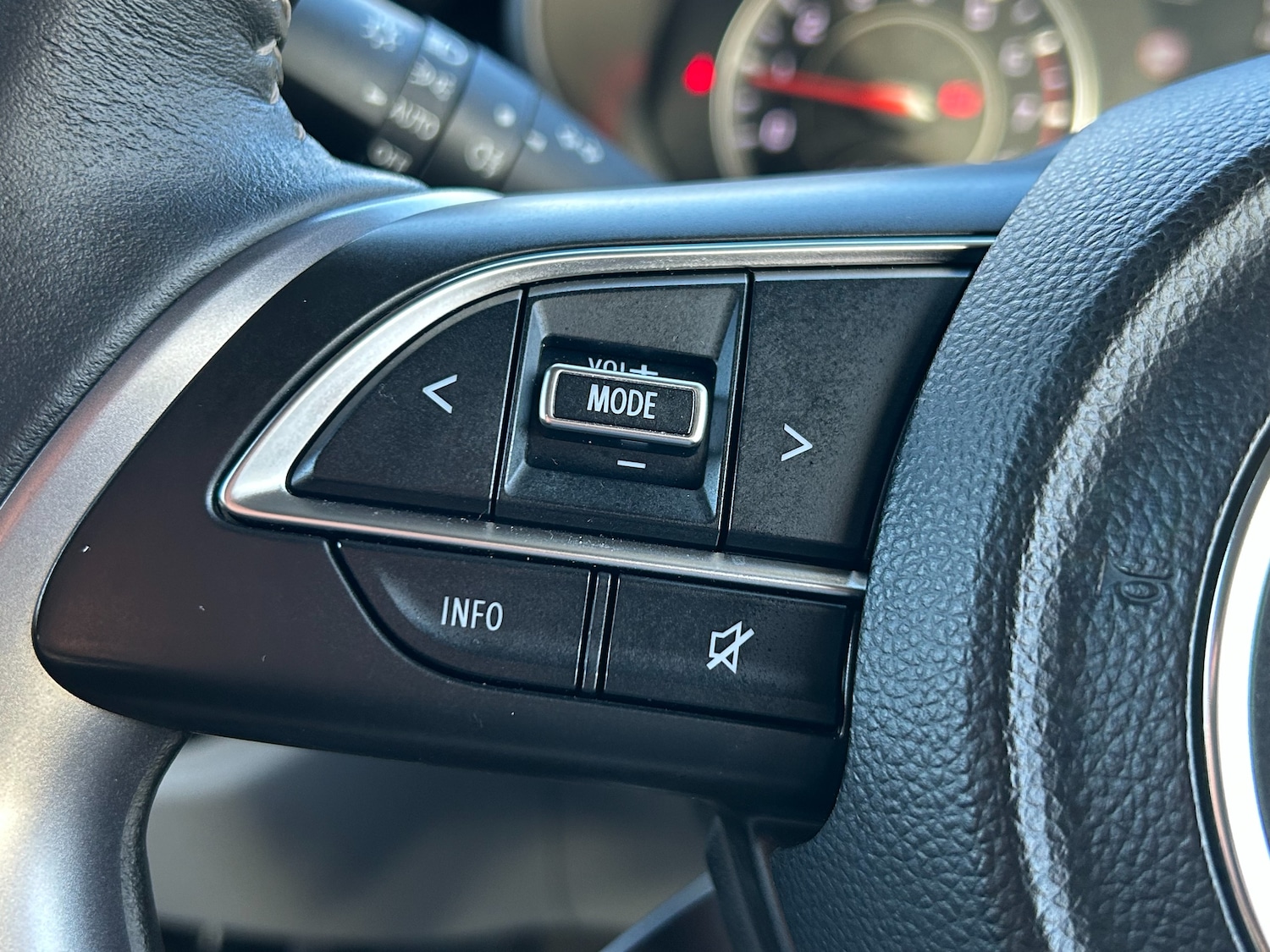 Used Suzuki Swift 2025 for sale - 77226156: Photo 41