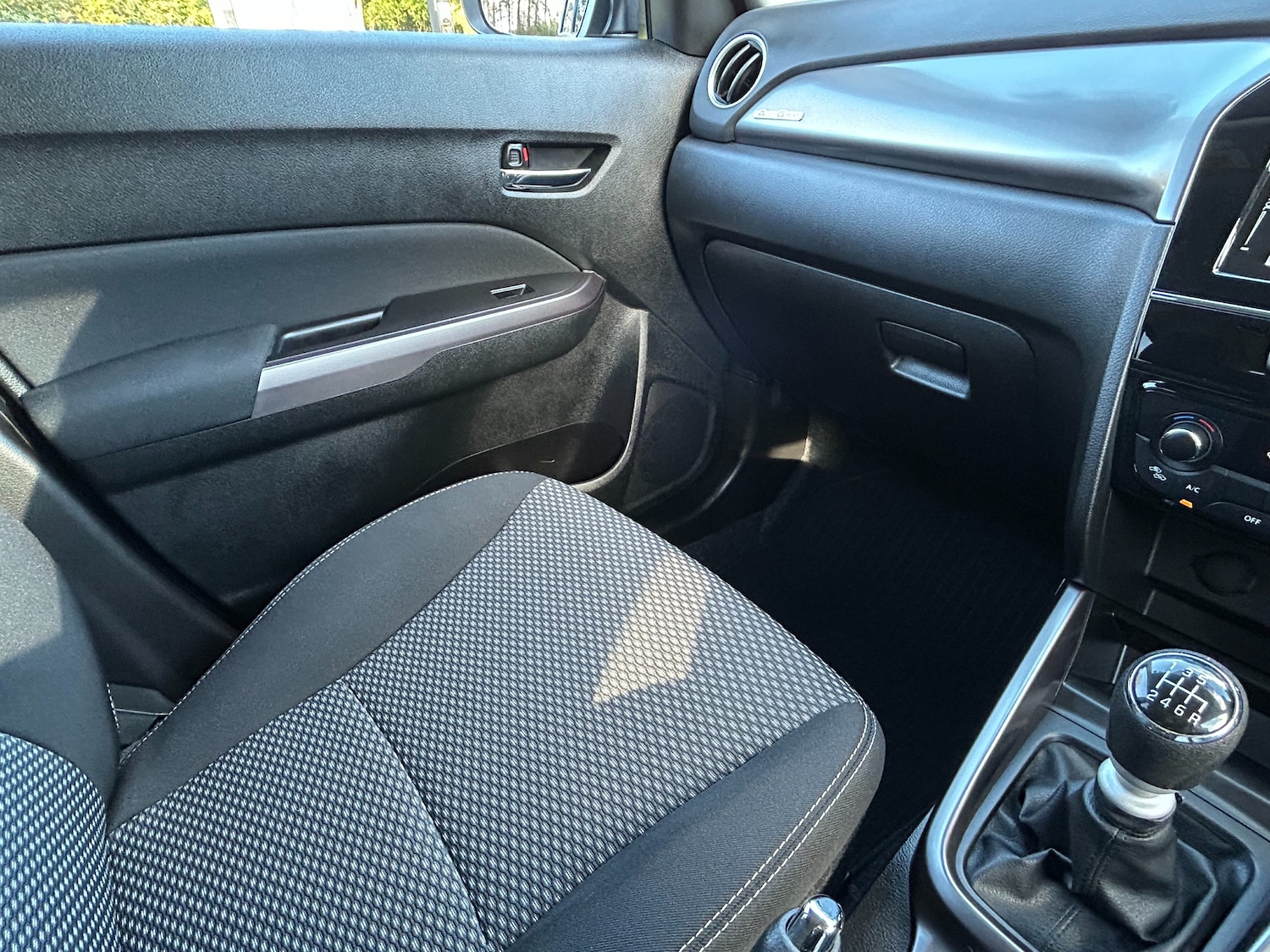 Used Suzuki Vitara 2022 for sale - 77654060: Photo 57