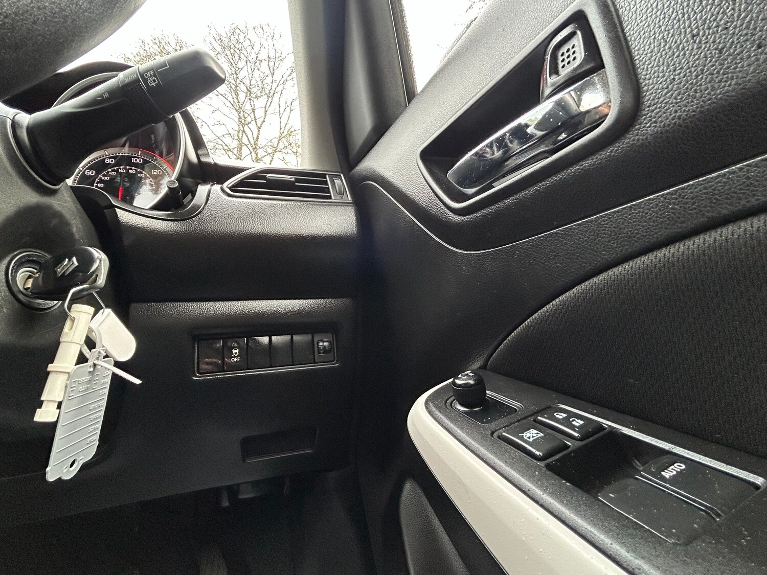 Used Suzuki Swift 2019 for sale - 77459706: Photo 29