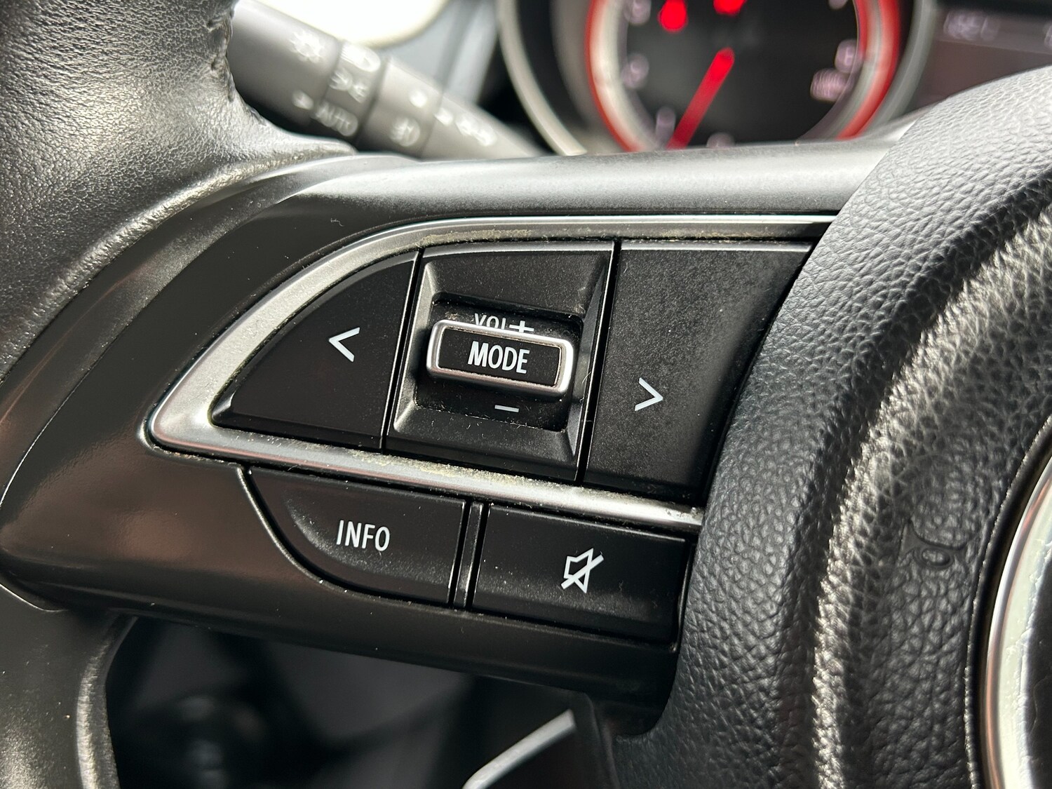 Used Suzuki Swift 2019 for sale - 77459706: Photo 37