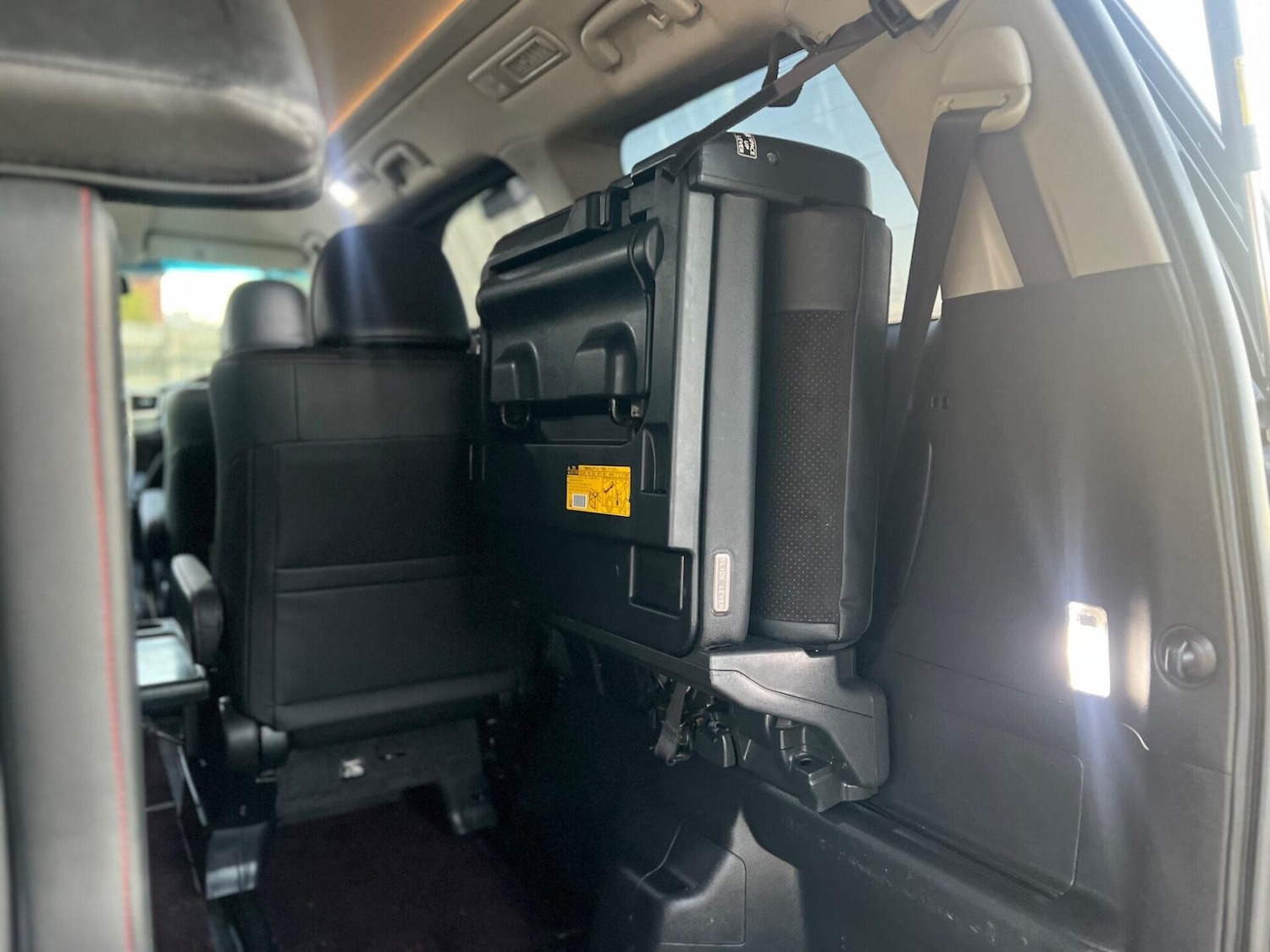 Used Toyota Vellfire 2023 for sale - 77431121: Photo 21