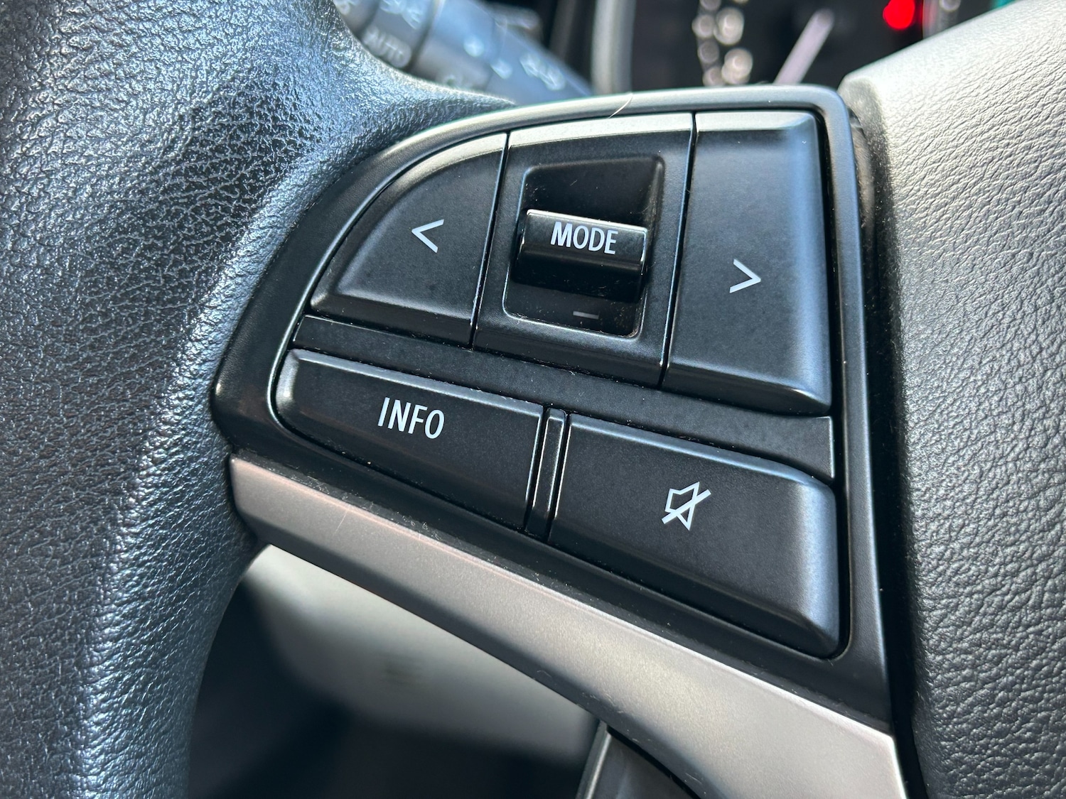 Used Suzuki Ignis 2017 for sale - 76719077: Photo 40