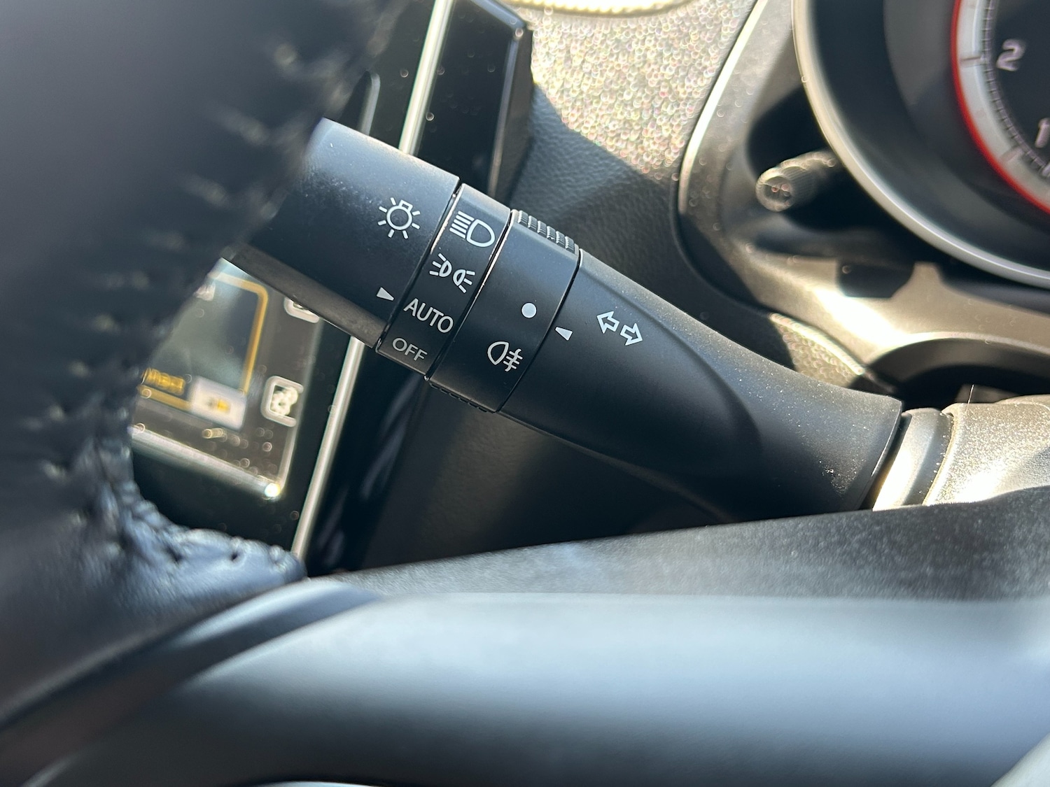 Used Suzuki Swift 2023 for sale - 77951711: Photo 36