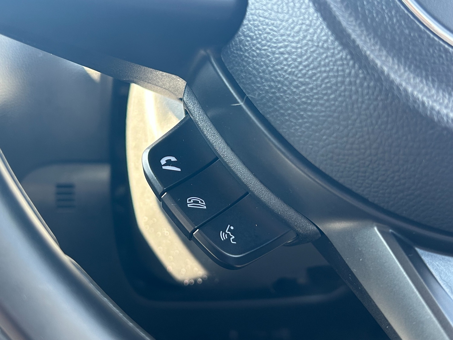 Used Suzuki Swift 2023 for sale - 77951711: Photo 38