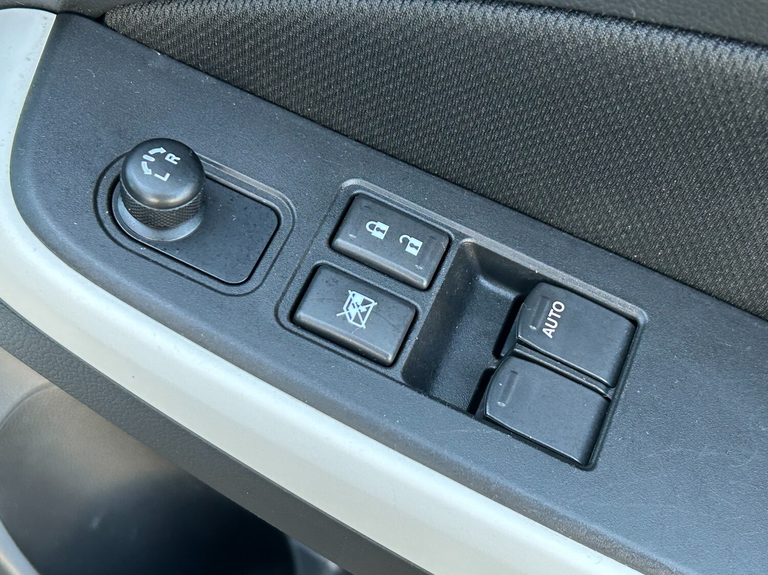 Used Suzuki Swift 2023 for sale - 77515430: Photo 27