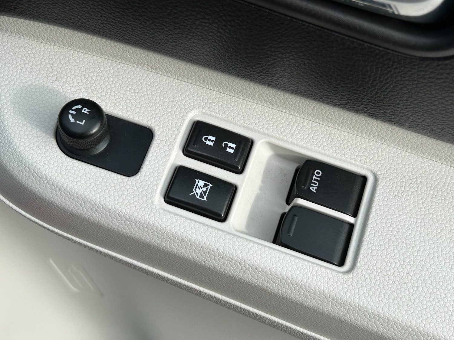 Used Suzuki Ignis 2017 for sale - 77733401: Photo 27