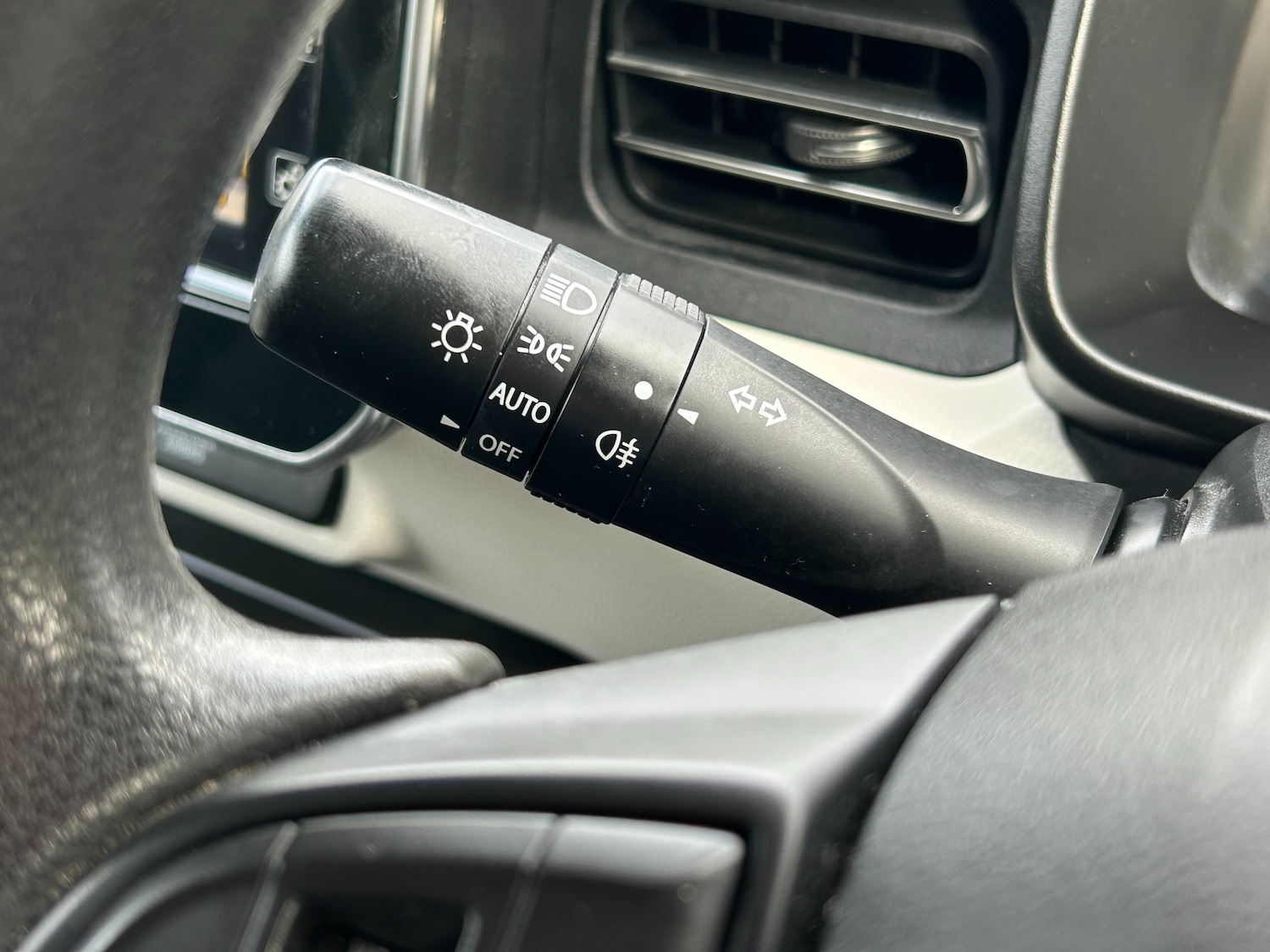 Used Suzuki Ignis 2017 for sale - 77733401: Photo 36