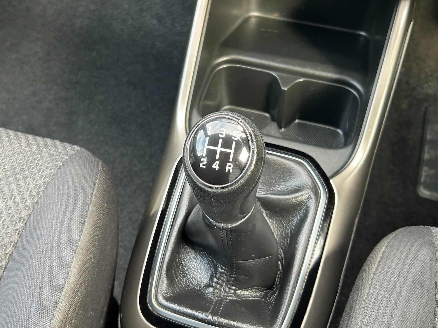 Used Suzuki Ignis 2017 for sale - 77733401: Photo 46