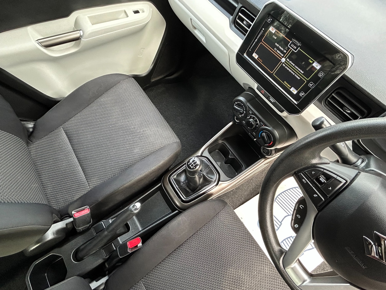 Used Suzuki Ignis 2017 for sale - 77733401: Photo 47