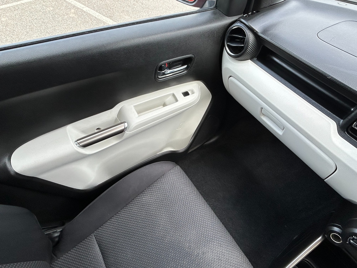 Used Suzuki Ignis 2017 for sale - 77733401: Photo 51