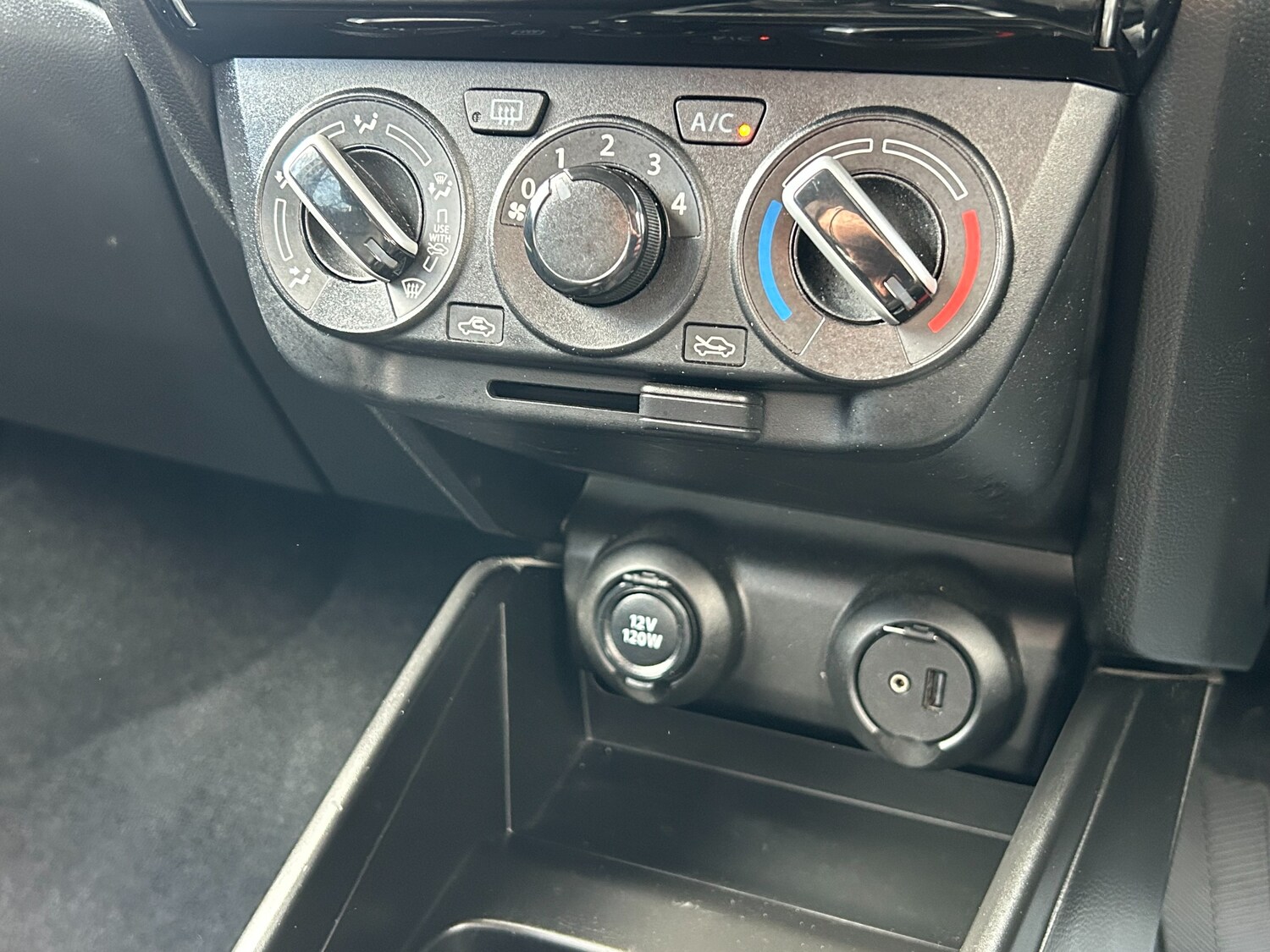 Used Suzuki Swift 2019 for sale - 77830545: Photo 47