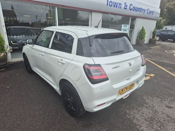 Used Suzuki Swift 2024 for sale - 79651782: Photo
