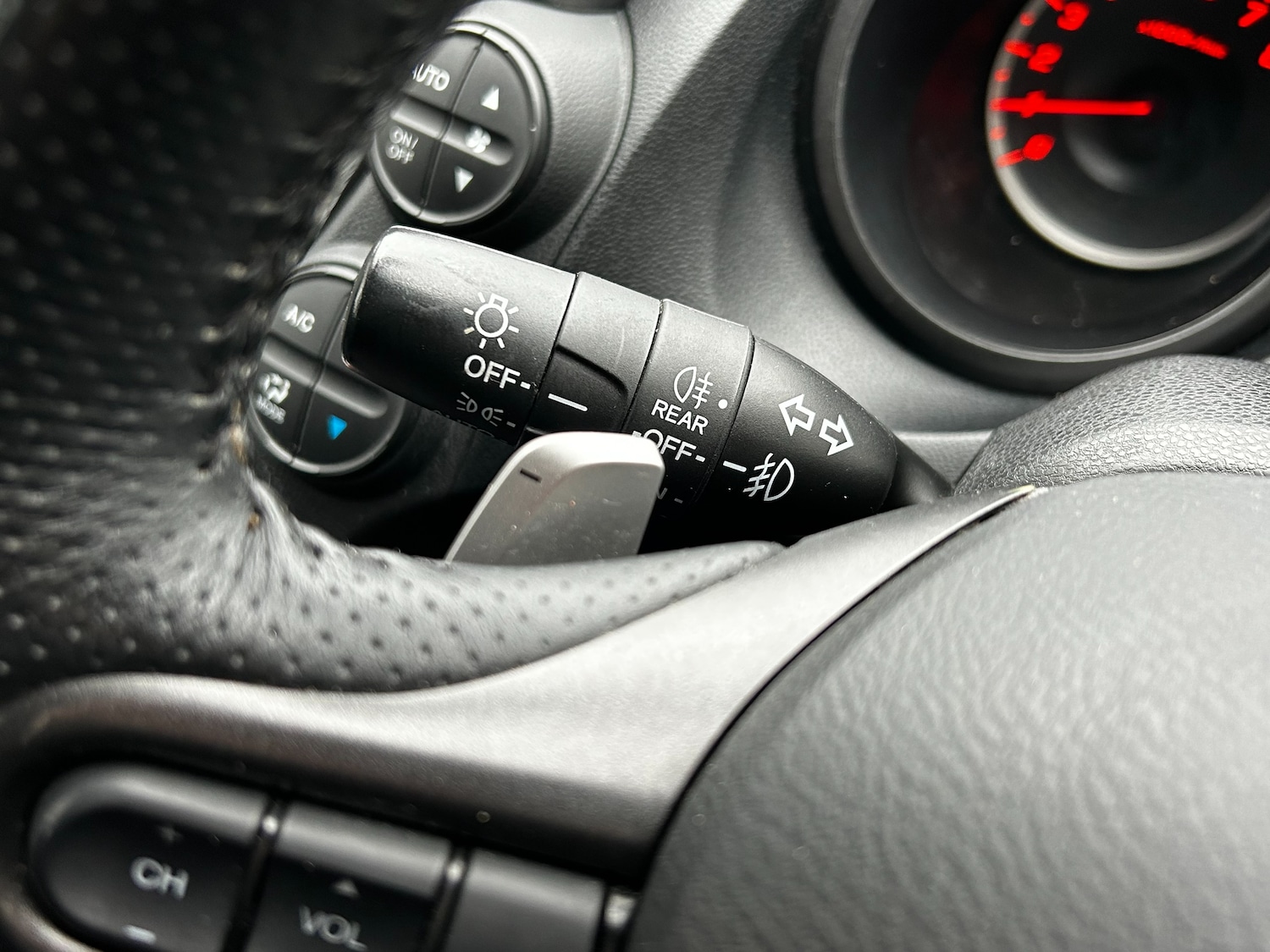 Used Honda Jazz 2012 for sale - 76972945: Photo 34