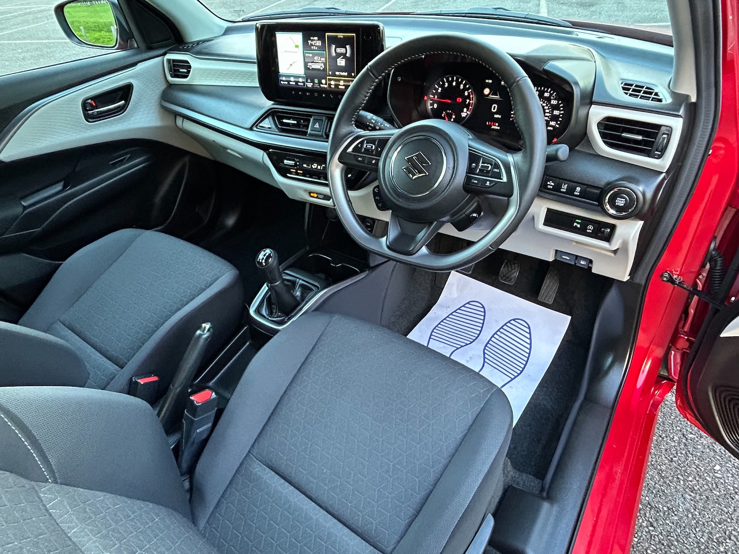 Used Suzuki Swift 2024 for sale - 76719070: Photo 2