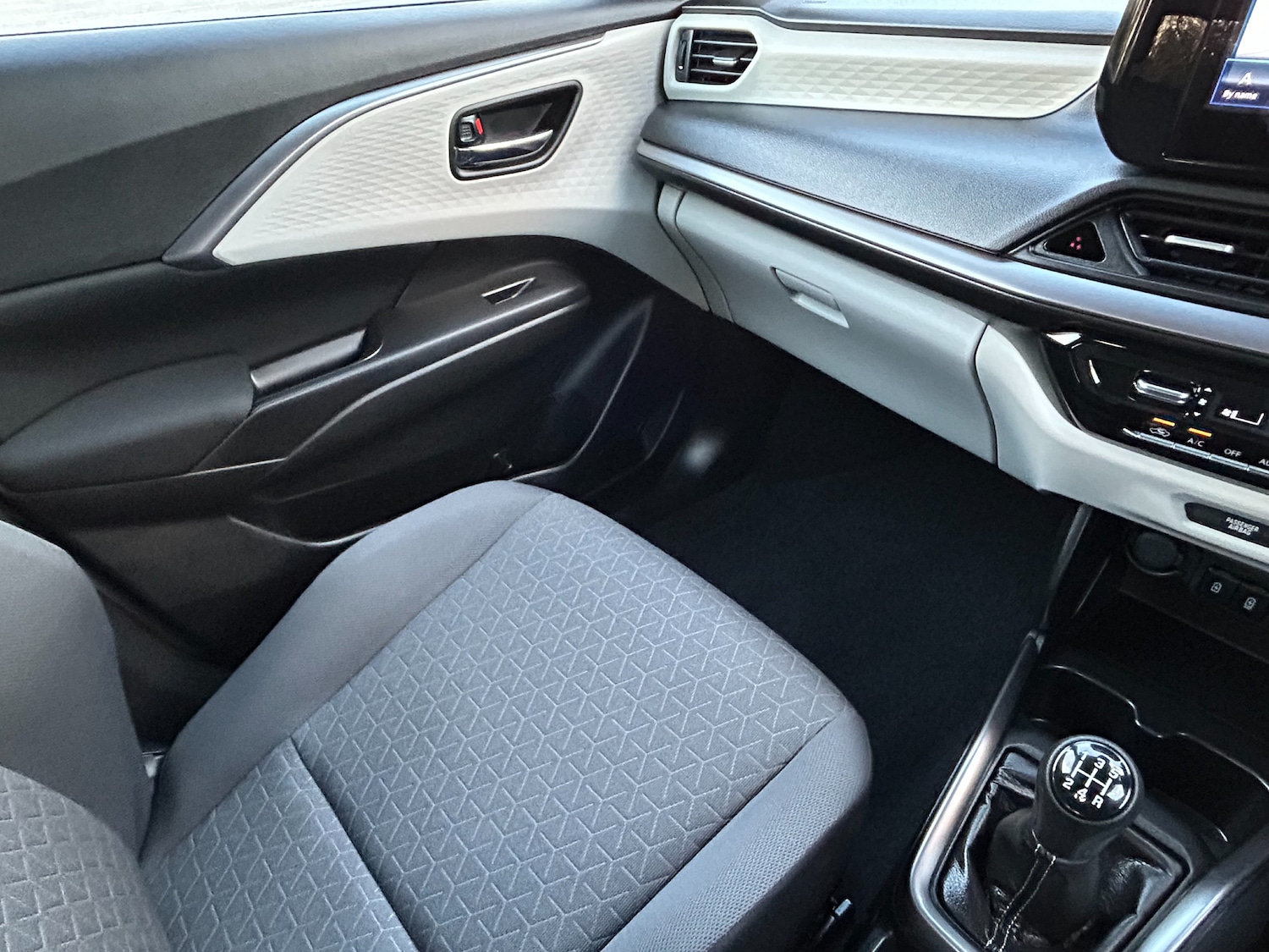 Used Suzuki Swift 2024 for sale - 76719070: Photo 57