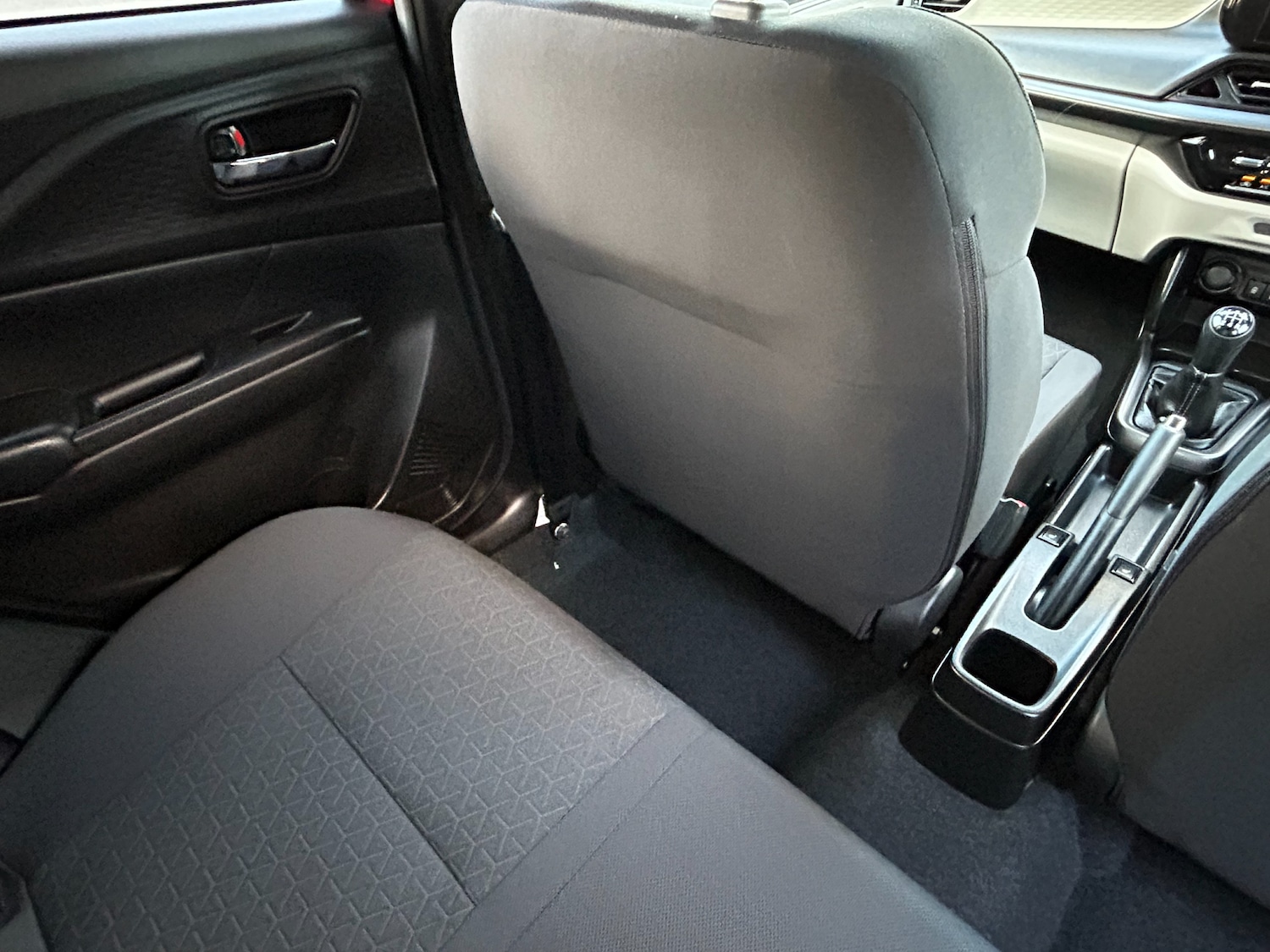 Used Suzuki Swift 2024 for sale - 76719070: Photo 65