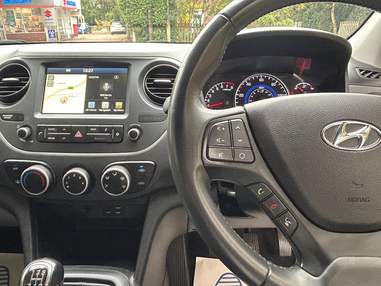 Used Hyundai i10 2019 for sale - 76719068: Photo 33