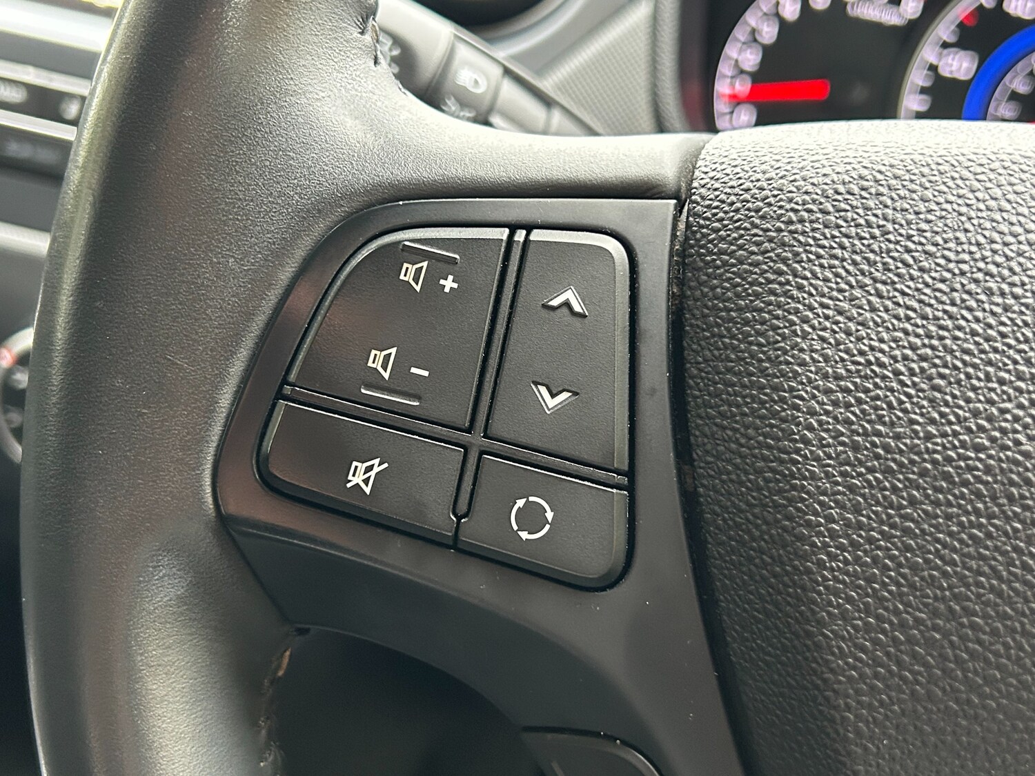 Used Hyundai i10 2019 for sale - 76719068: Photo 37