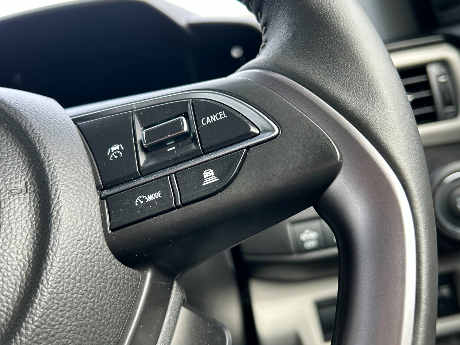 Used Suzuki Swift 2025 for sale - 77904279: Photo 39