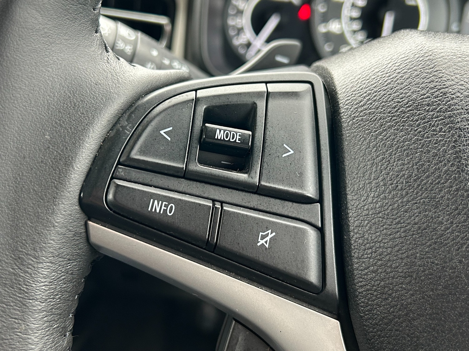 Used Suzuki Ignis 2023 for sale - 77593235: Photo 37