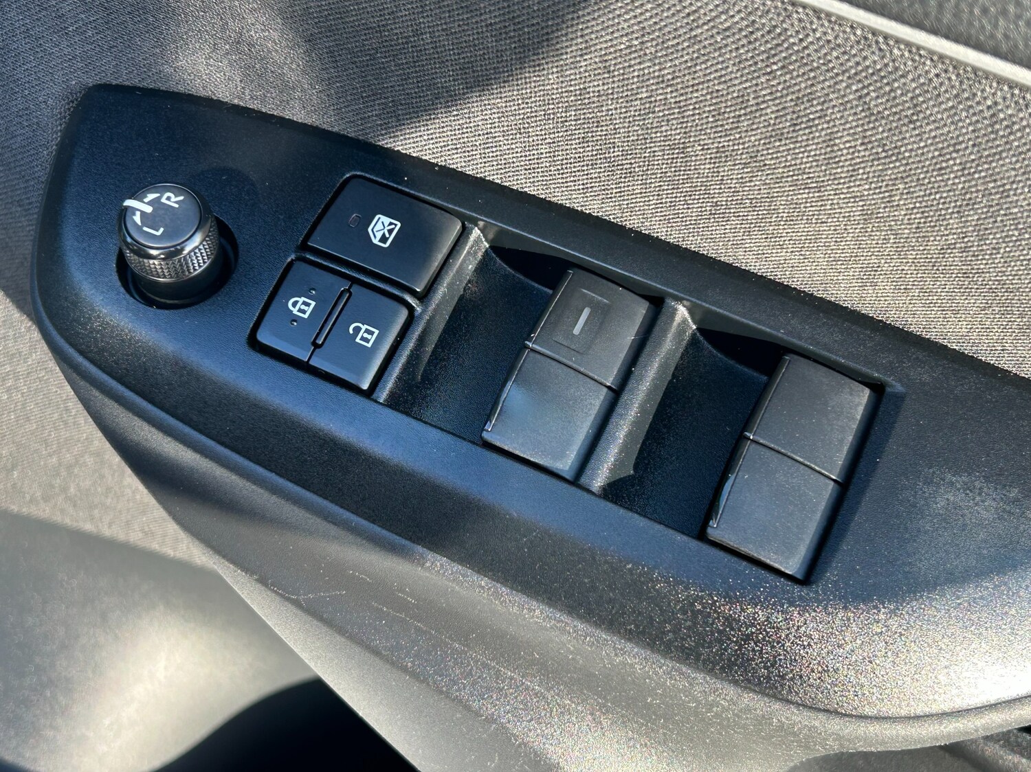 Used Toyota Yaris 2022 for sale - 77515436: Photo 27