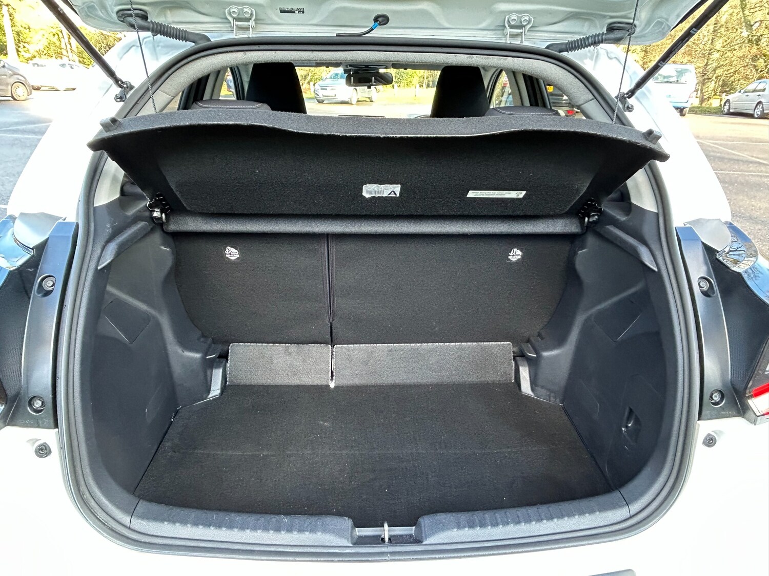 Used Toyota Yaris 2022 for sale - 77515436: Photo 69