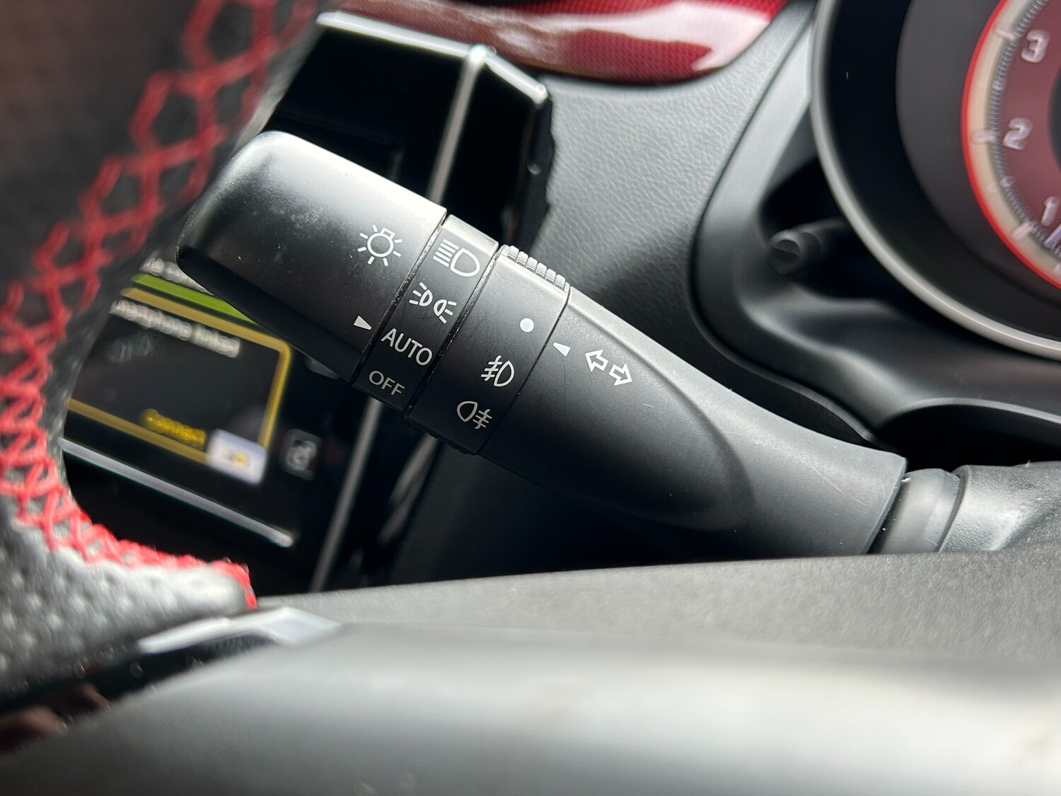 Used Suzuki Swift 2022 for sale - 77515416: Photo 37