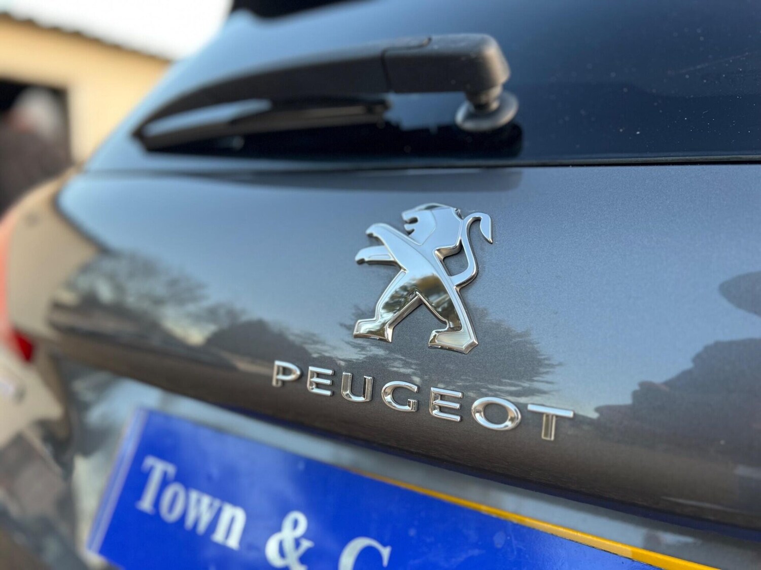 Used Peugeot 2008 2015 for sale - 77431126: Photo 13