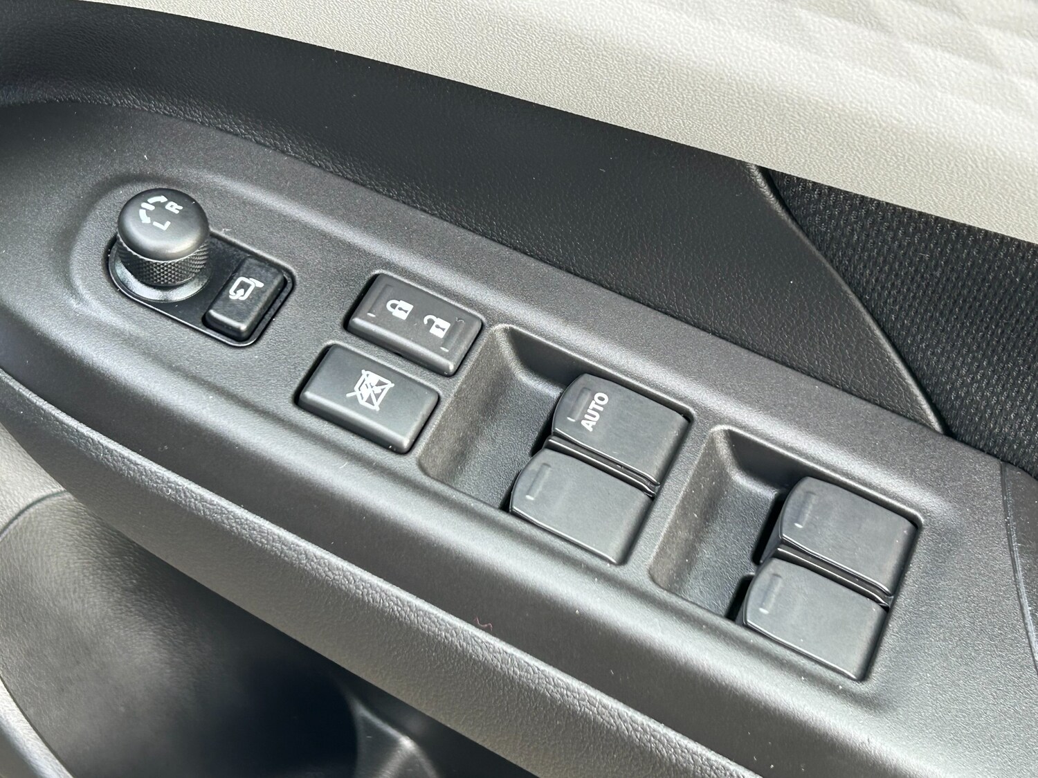 Used Suzuki Swift 2024 for sale - 77459717: Photo 26