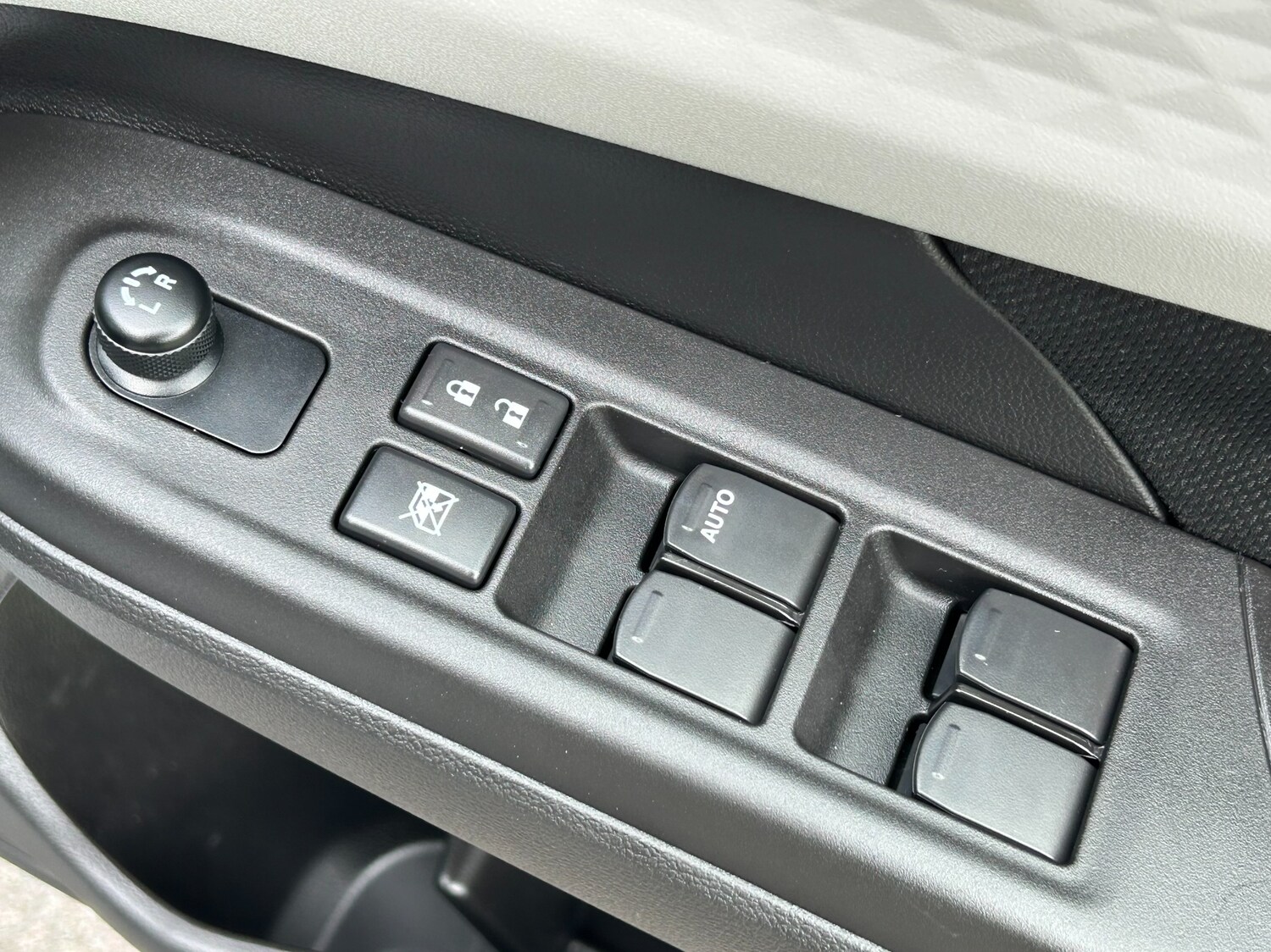 Used Suzuki Swift 2025 for sale - 76719067: Photo 29