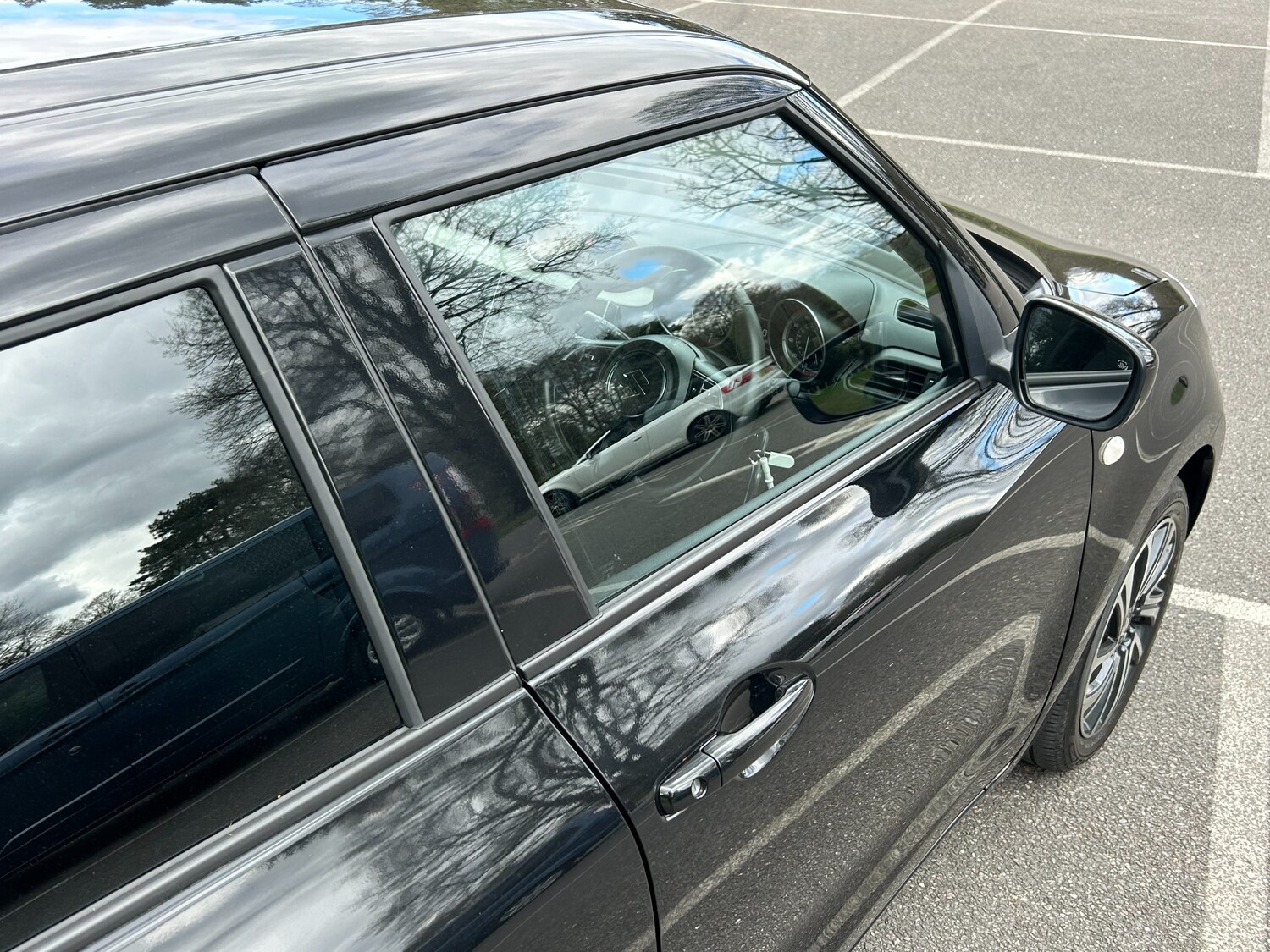 Used Suzuki Swift 2023 for sale - 78083916: Photo 24