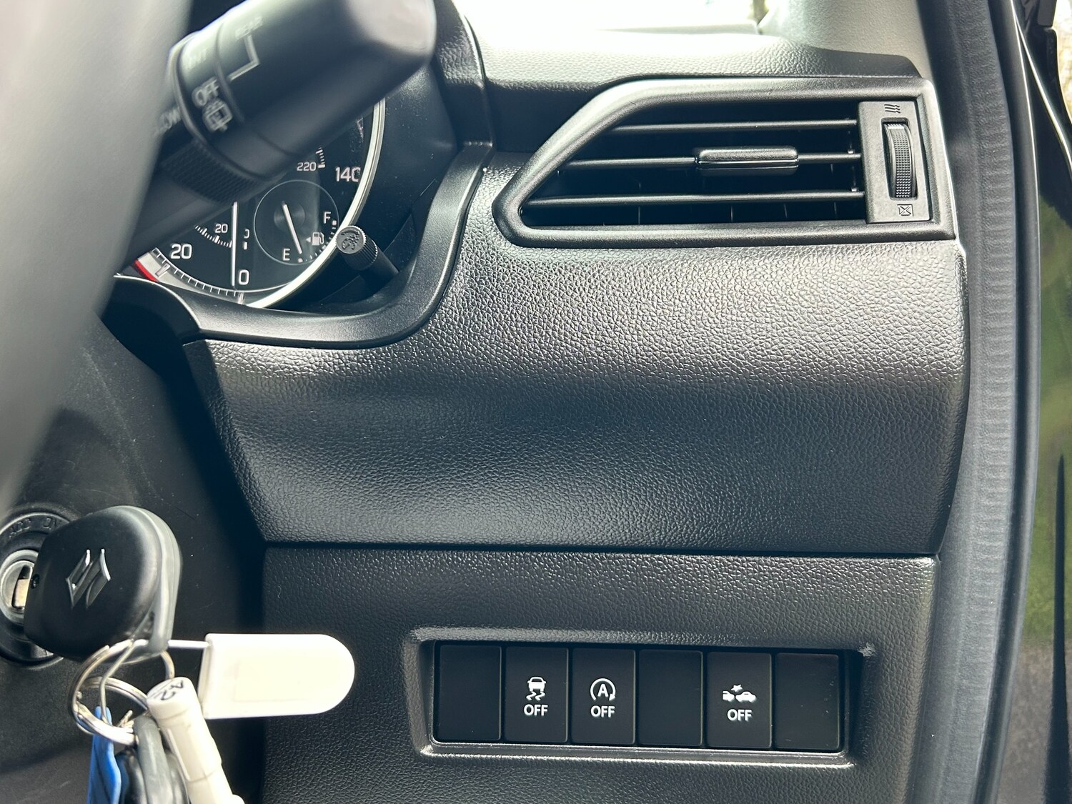 Used Suzuki Swift 2023 for sale - 78083916: Photo 28