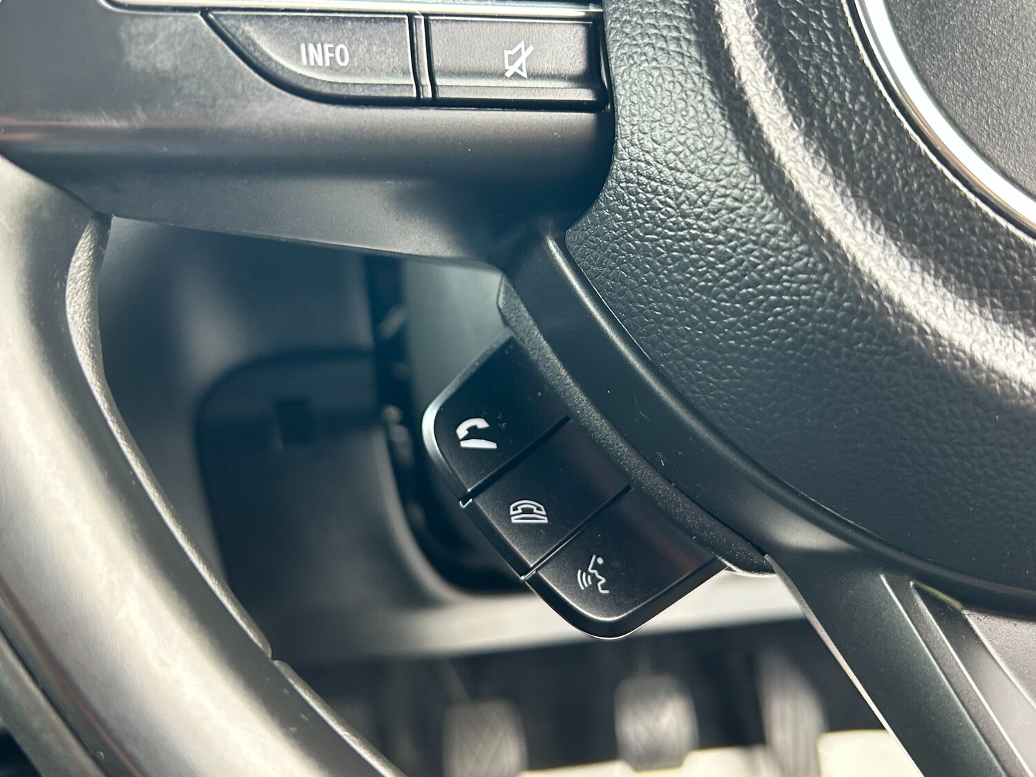 Used Suzuki Swift 2023 for sale - 78083916: Photo 40