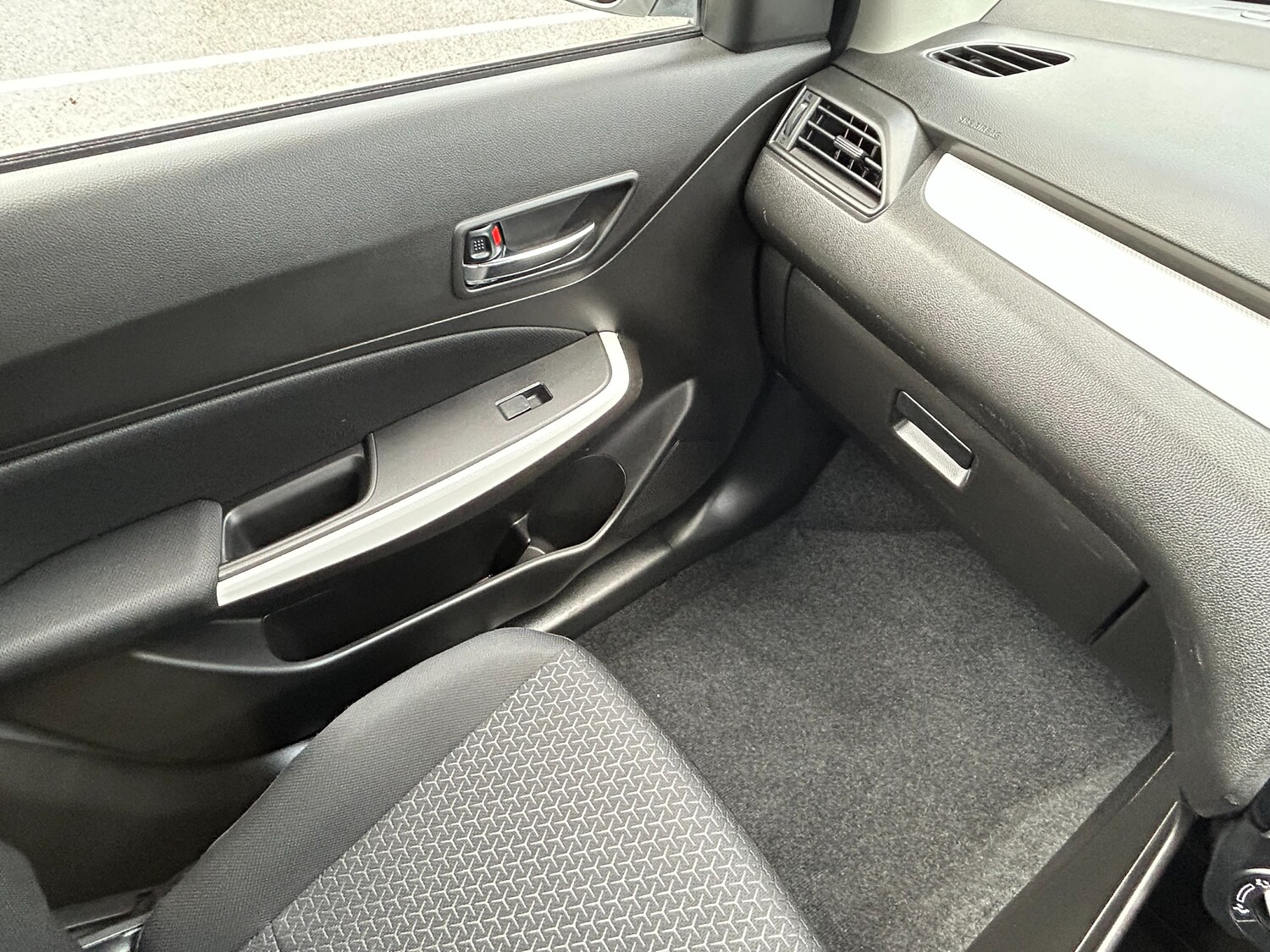 Used Suzuki Swift 2023 for sale - 77479984: Photo 53