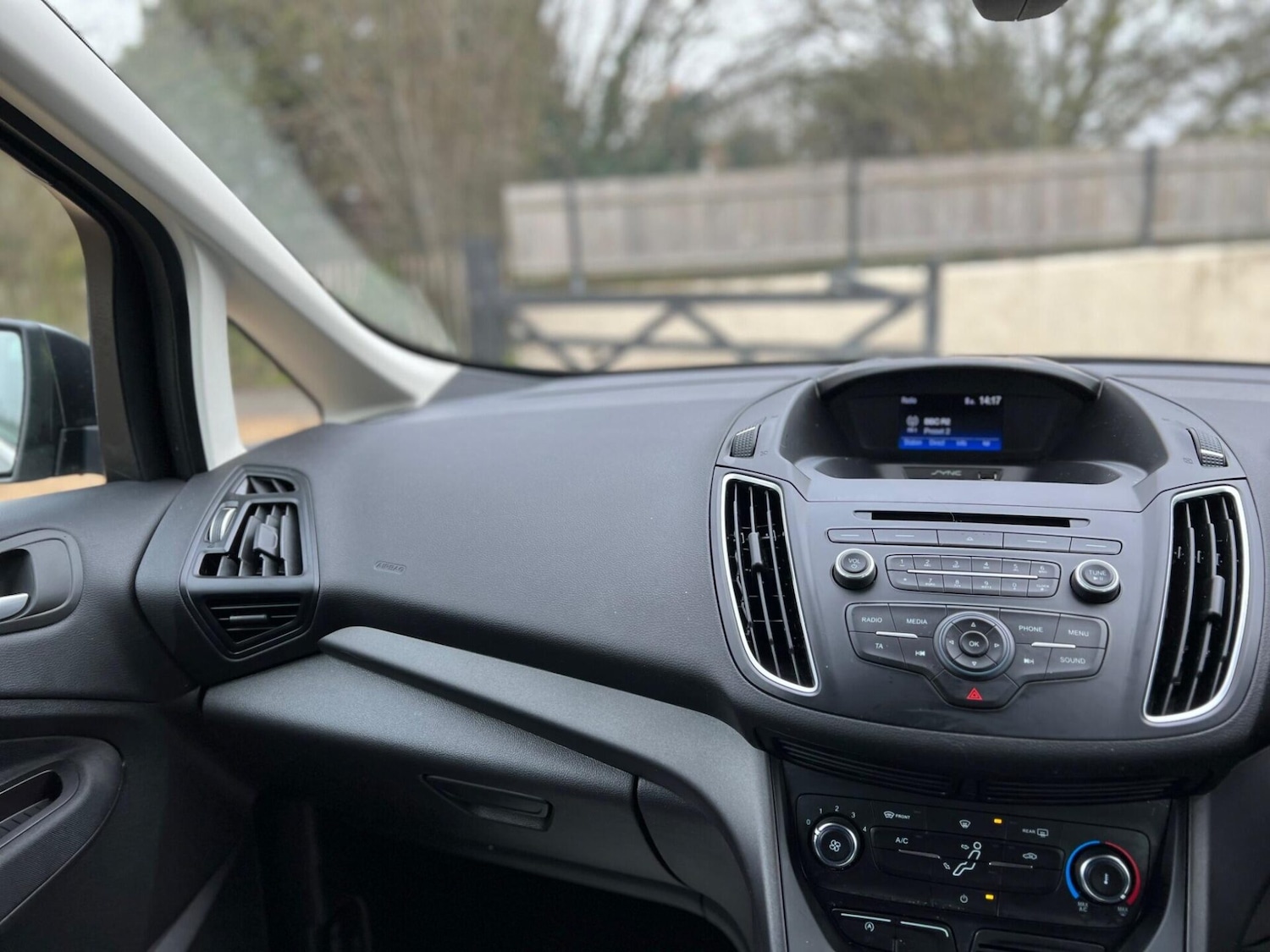 Used Ford C-Max 2016 for sale - 77431138: Photo 25