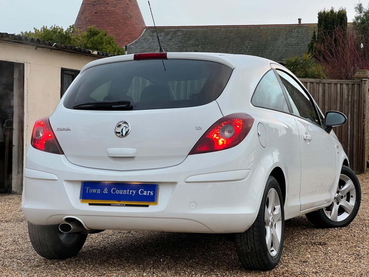 Used Vauxhall Corsa 2012 for sale - 77431131: Photo 5