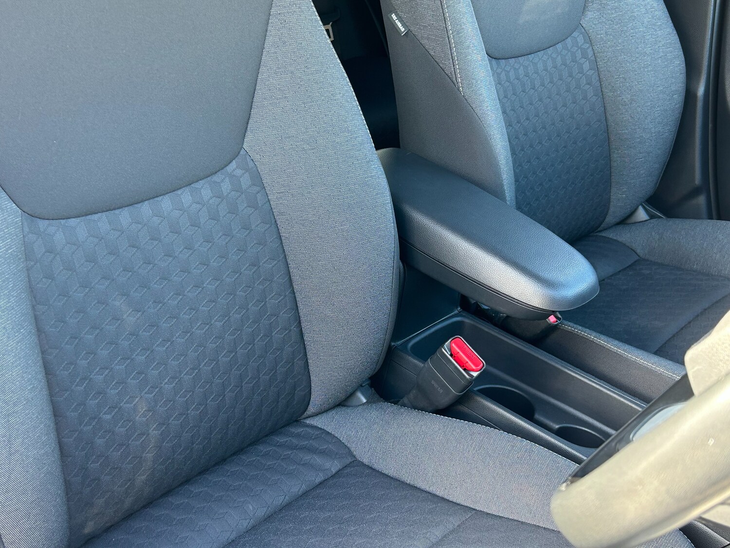 Used Toyota Yaris 2022 for sale - 77479989: Photo 32