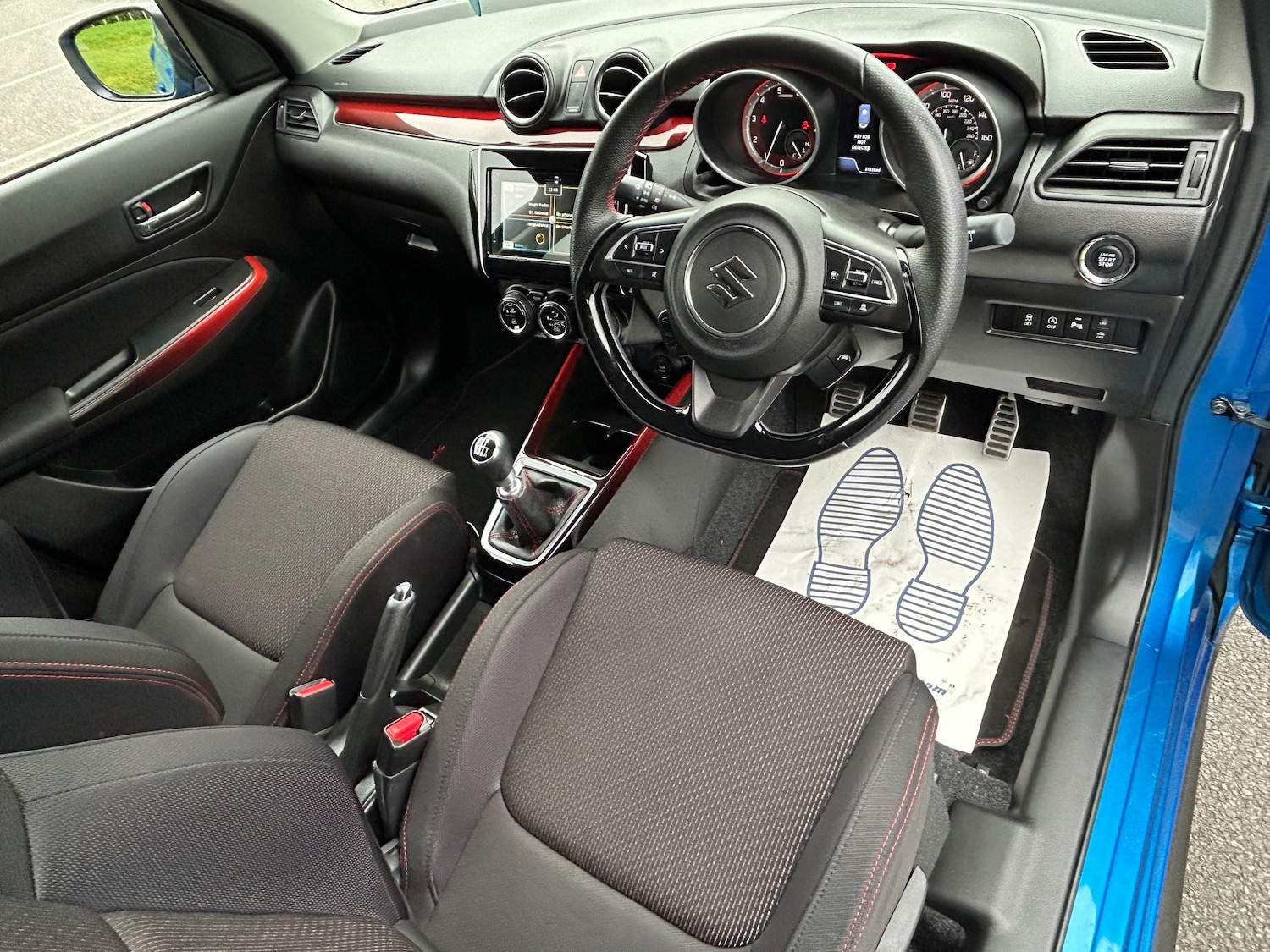 Used Suzuki Swift 2022 for sale - 77849102: Photo 2