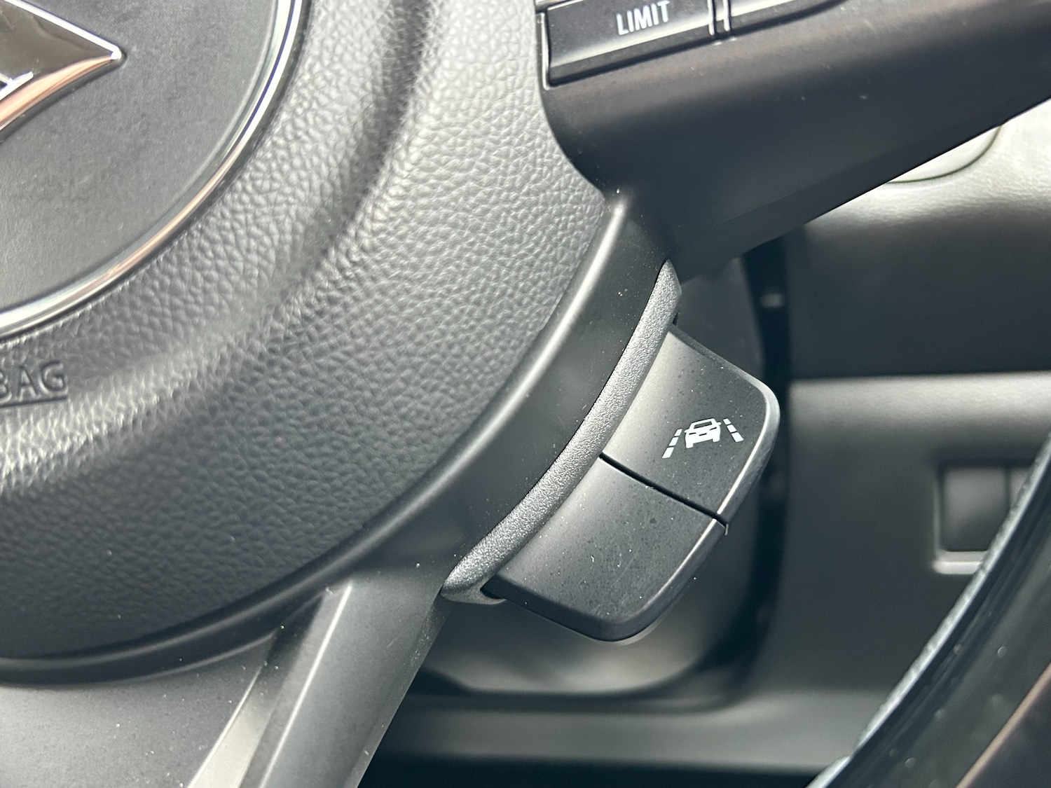 Used Suzuki Swift 2022 for sale - 77849102: Photo 40