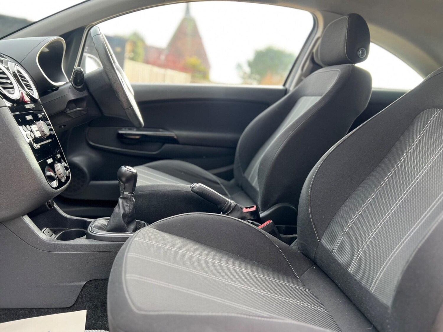 Used Vauxhall Corsa 2013 for sale - 77431136: Photo 24