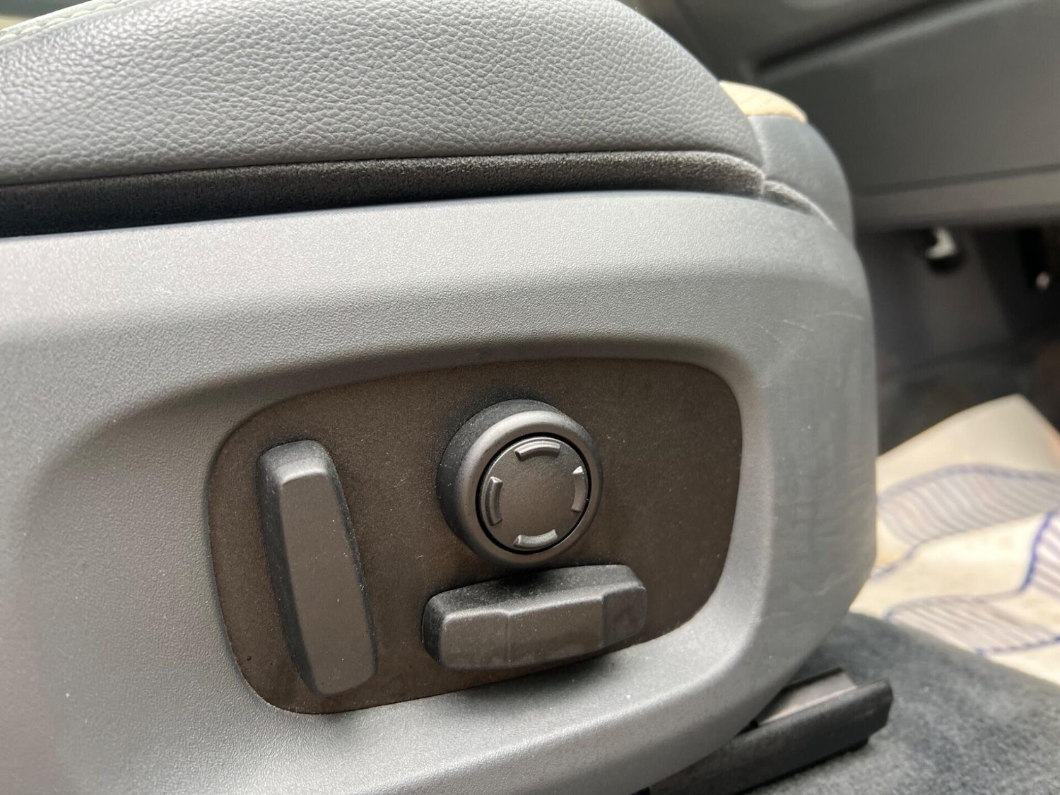 Used Land Rover Range Rover Evoque 2017 for sale - 77431132: Photo 25