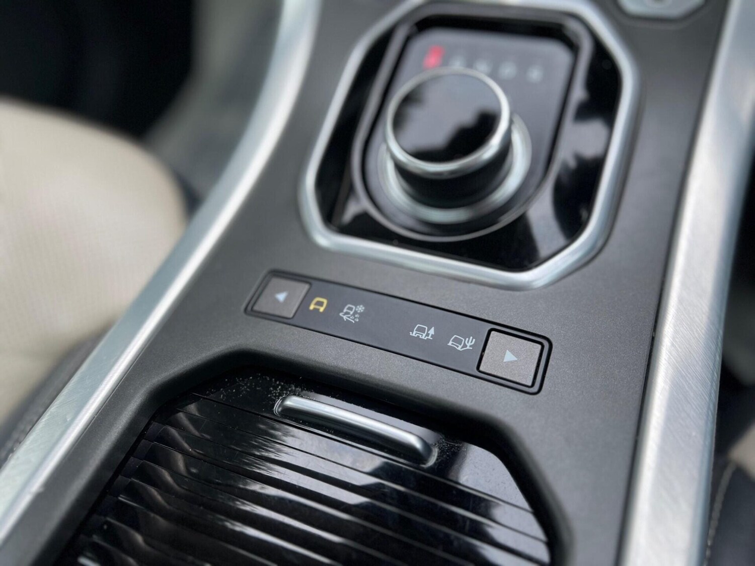 Used Land Rover Range Rover Evoque 2017 for sale - 77431132: Photo 40