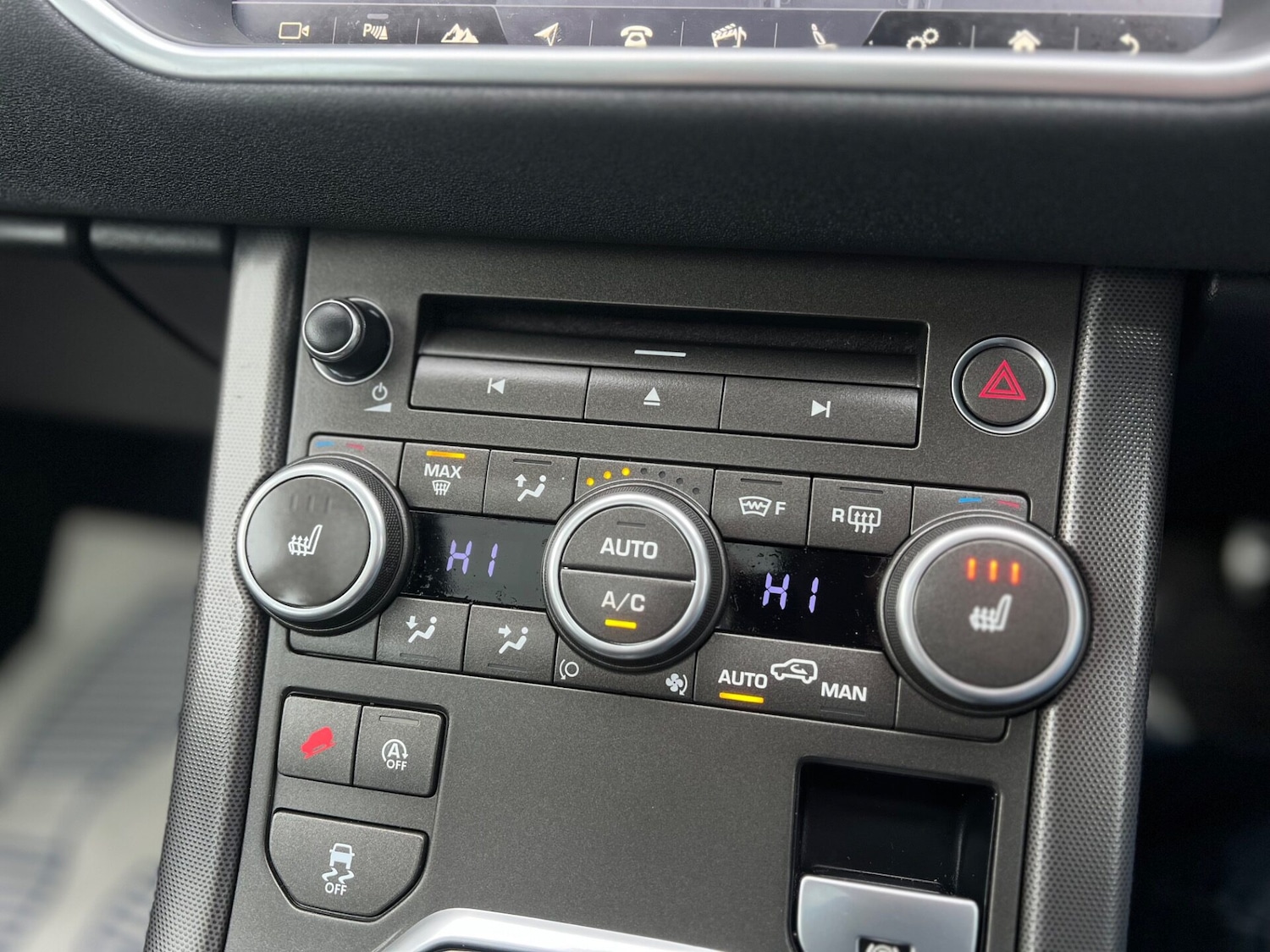 Used Land Rover Range Rover Evoque 2018 for sale - 77447668: Photo 38