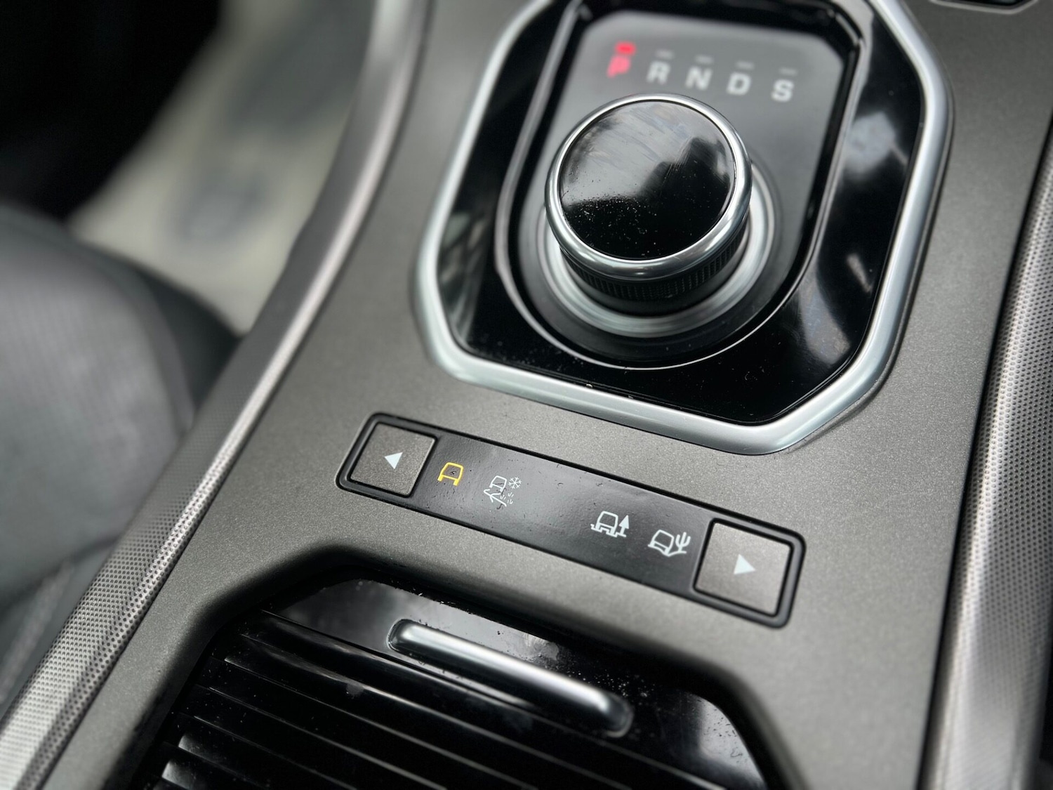 Used Land Rover Range Rover Evoque 2018 for sale - 77447668: Photo 41