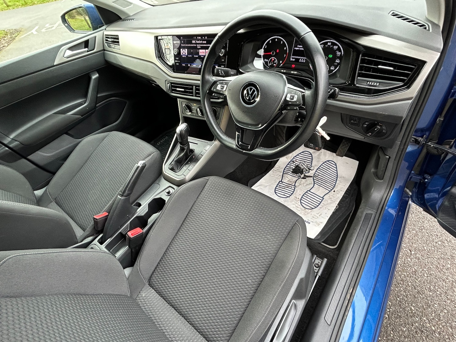 Used Volkswagen Polo 2021 for sale - 77620335: Photo 2