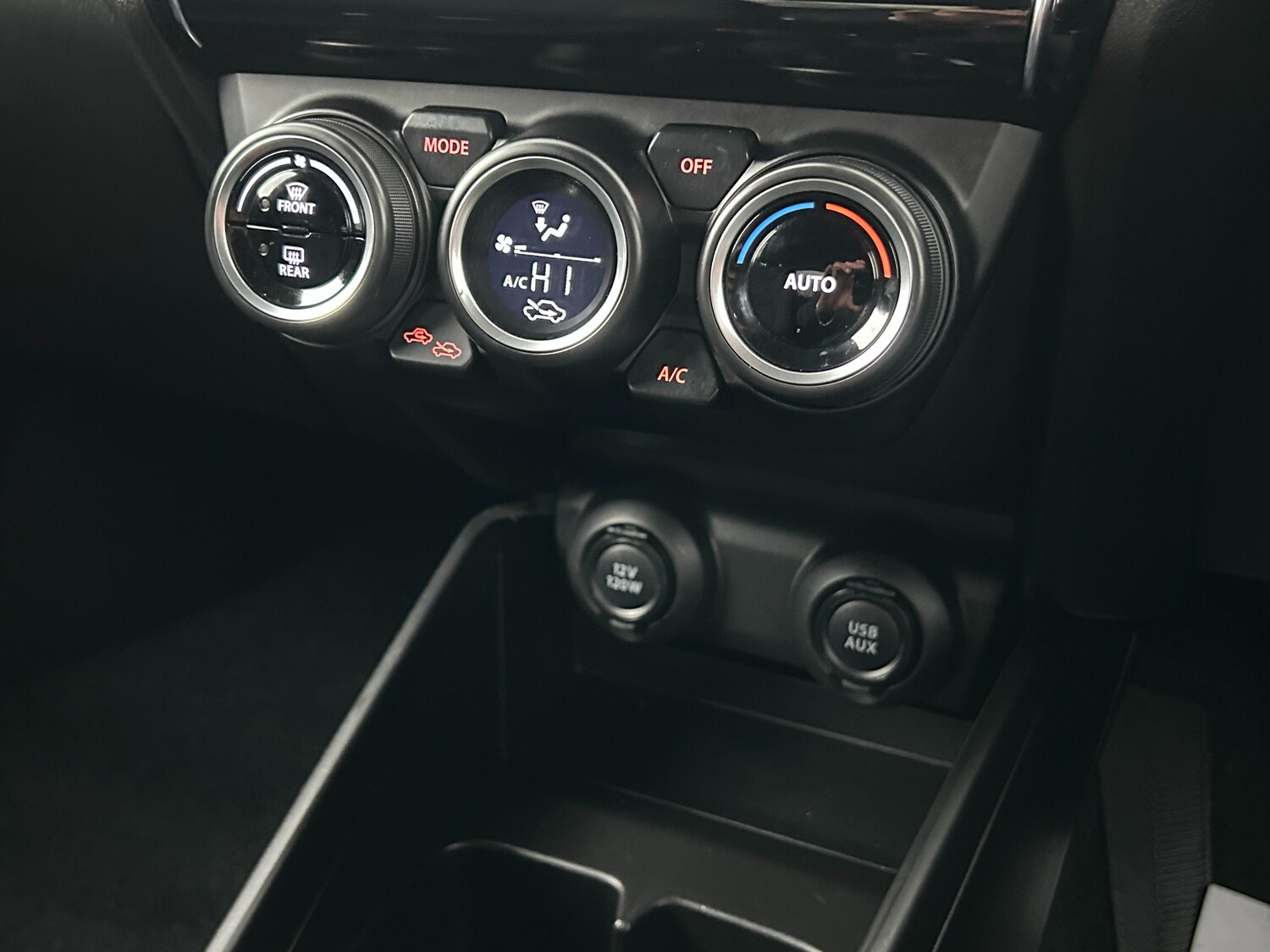 Used Suzuki Swift 2019 for sale - 77484869: Photo 48