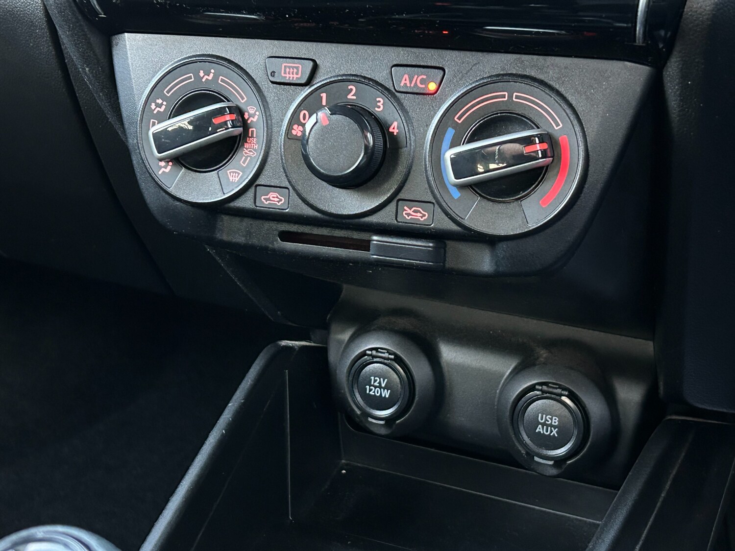 Used Suzuki Swift 2023 for sale - 77479981: Photo 48