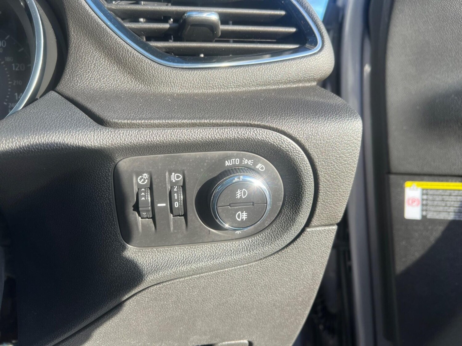 Used Vauxhall Grandland X 2019 for sale - 77431124: Photo 32