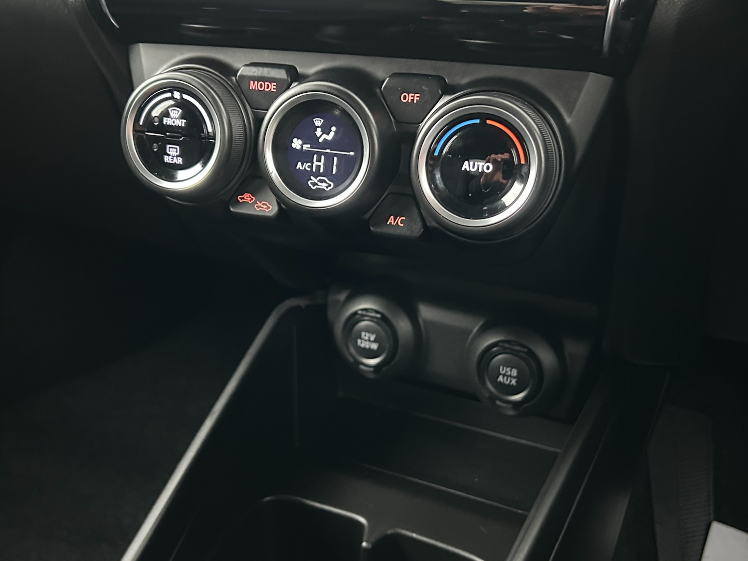 Used Suzuki Swift 2019 for sale - 76863046: Photo 51