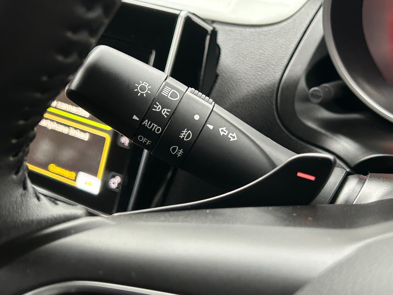 Used Suzuki Swift 2019 for sale - 77498078: Photo 36